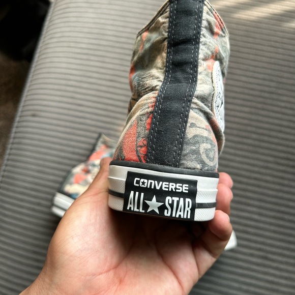 Harley Quinn Converse All Star Chuck Taylor DC Comics Batman Joker Size 5M/7W - Picture 5 of 8